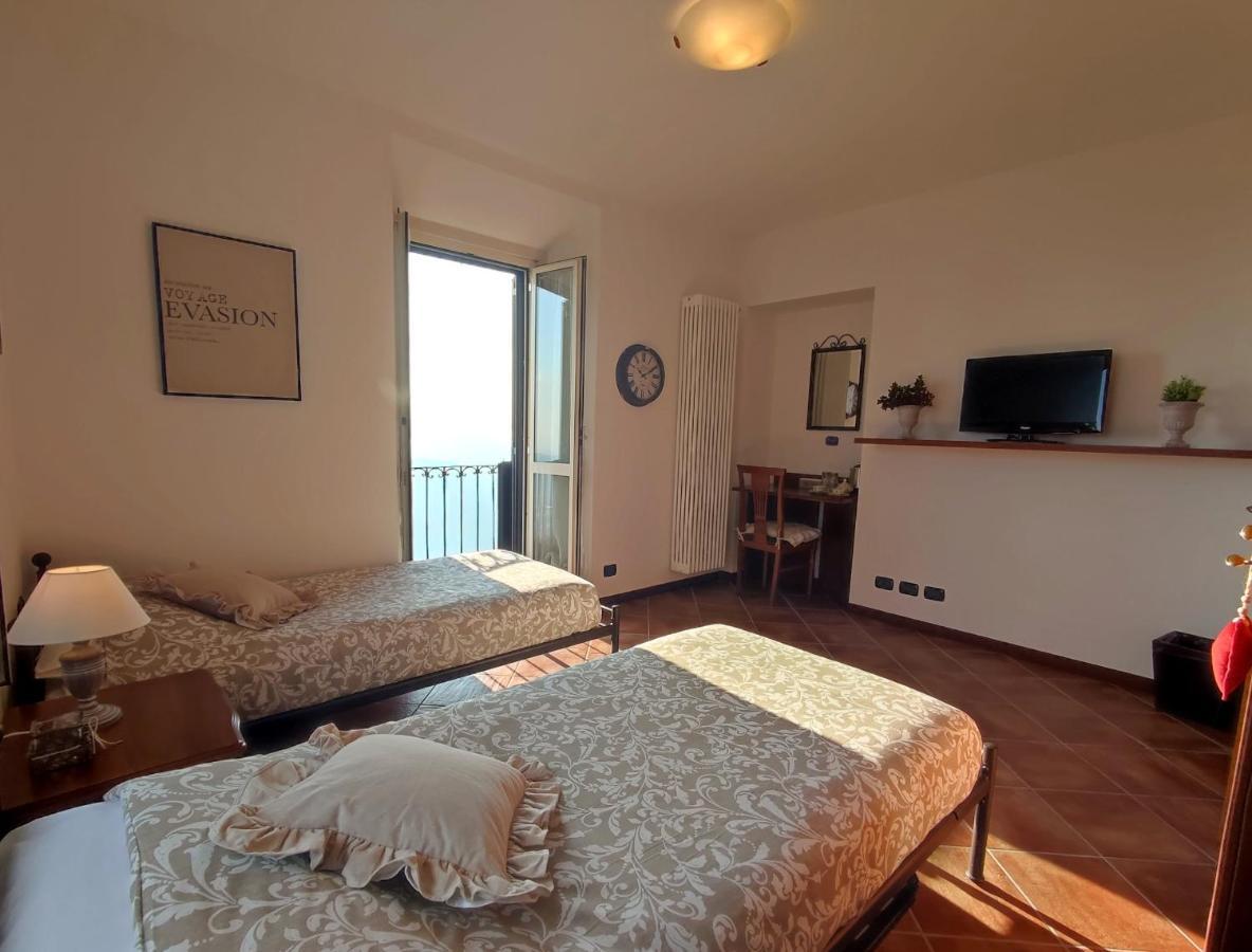 B&B Villa Regina บรูนาเต ภายนอก รูปภาพ