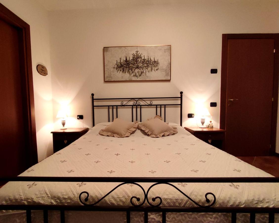 B&B Villa Regina บรูนาเต ภายนอก รูปภาพ
